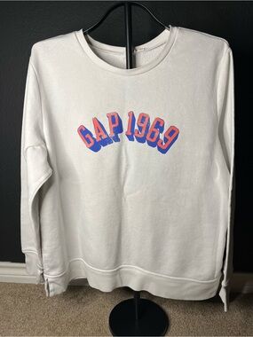 GAP White Crewneck Sweatshirt with Navy Logo
